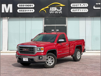 GMC Sierra SLE 2015 Automatic 346,000 Km 8 Cylinder Four Wheel Drive (4WD) Pick Up Red