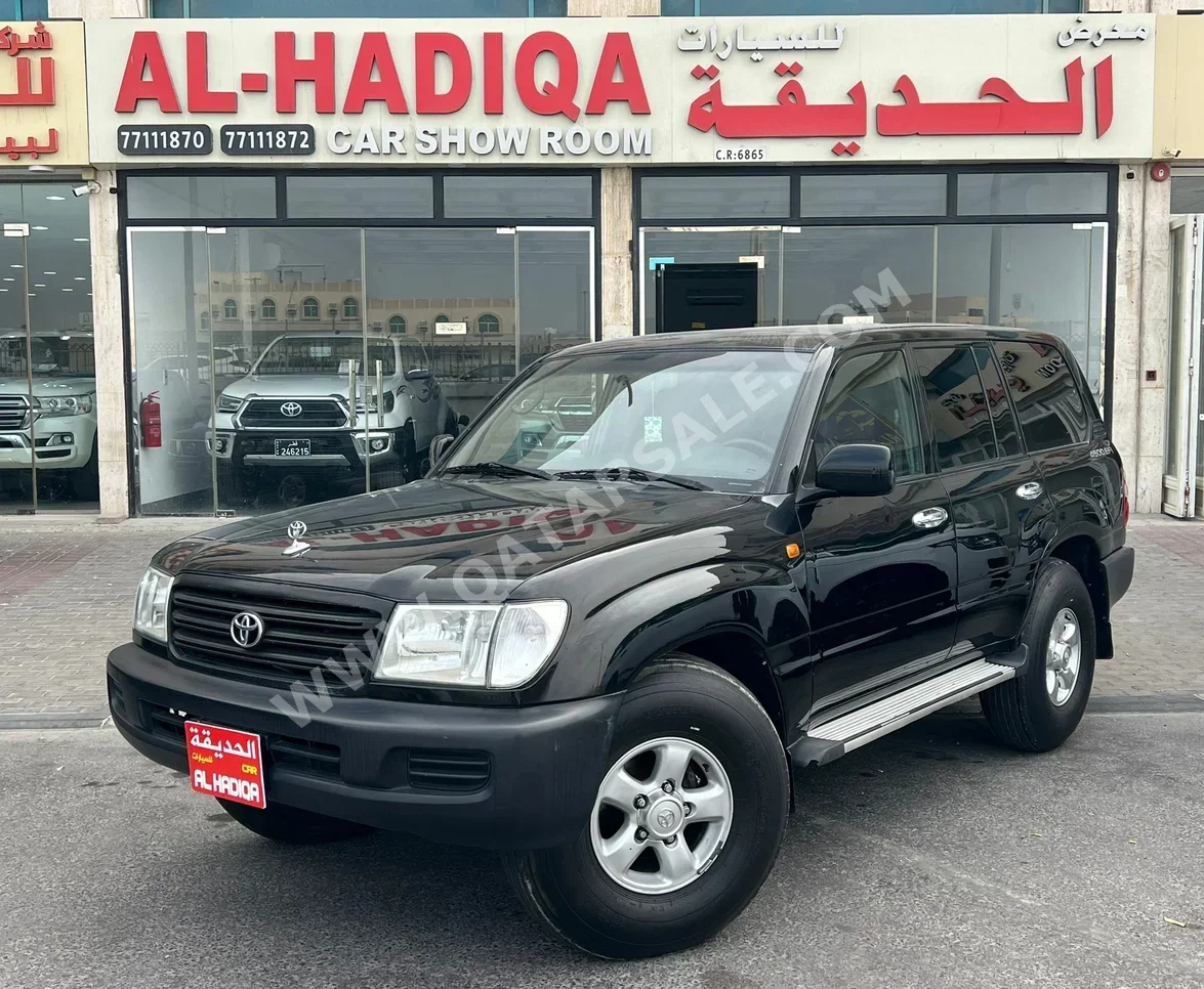 تويوتا لاند كروزر جي 2009 اوتوماتيك 94,000 كم 6 سلندر دفع رباعي اس يو في أسود