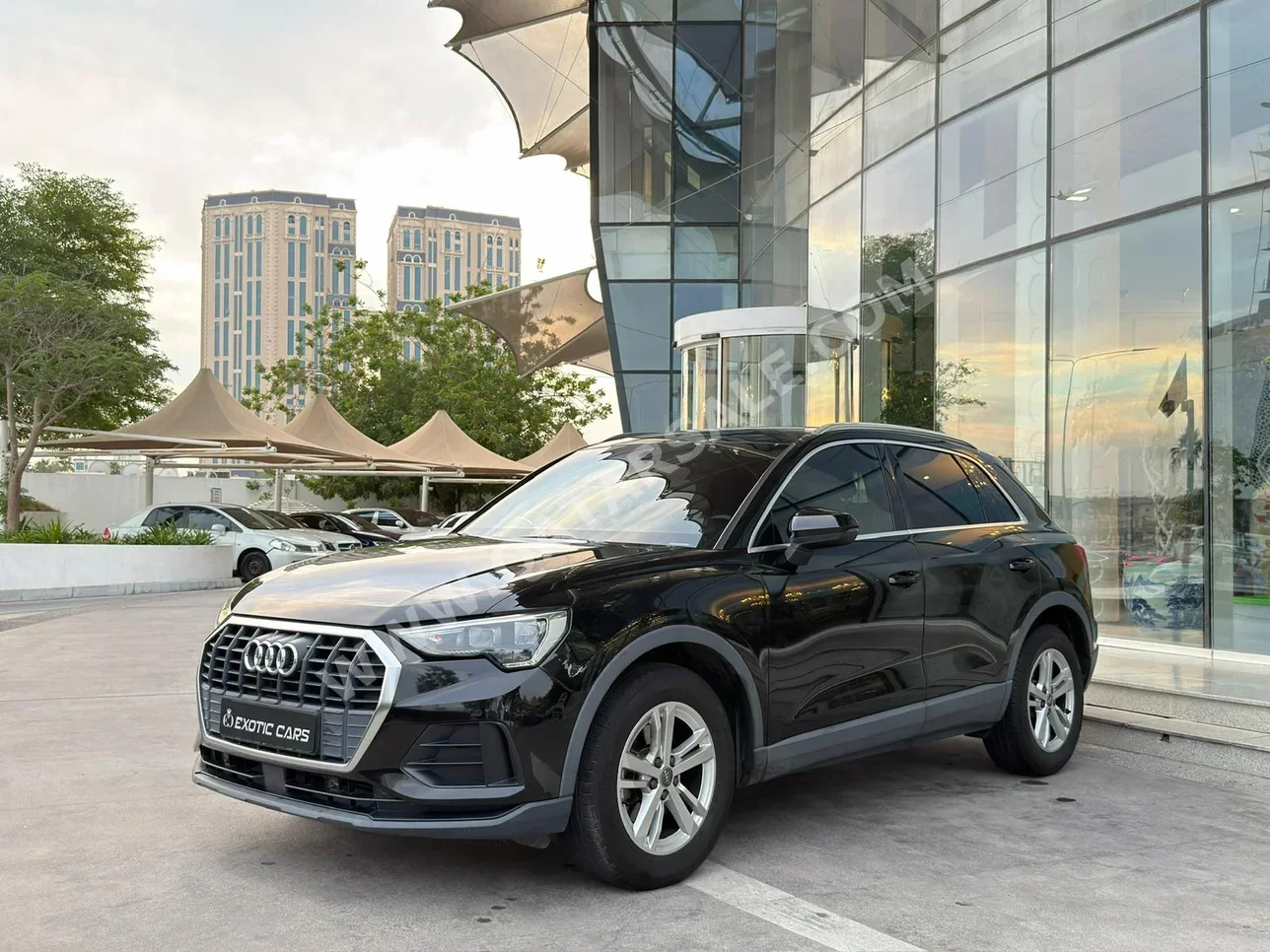 اودي كيو 3 35 تي اف اس اي 2020 اوتوماتيك 103,000 كم 6 سلندر دفع رباعي اس يو في أسود