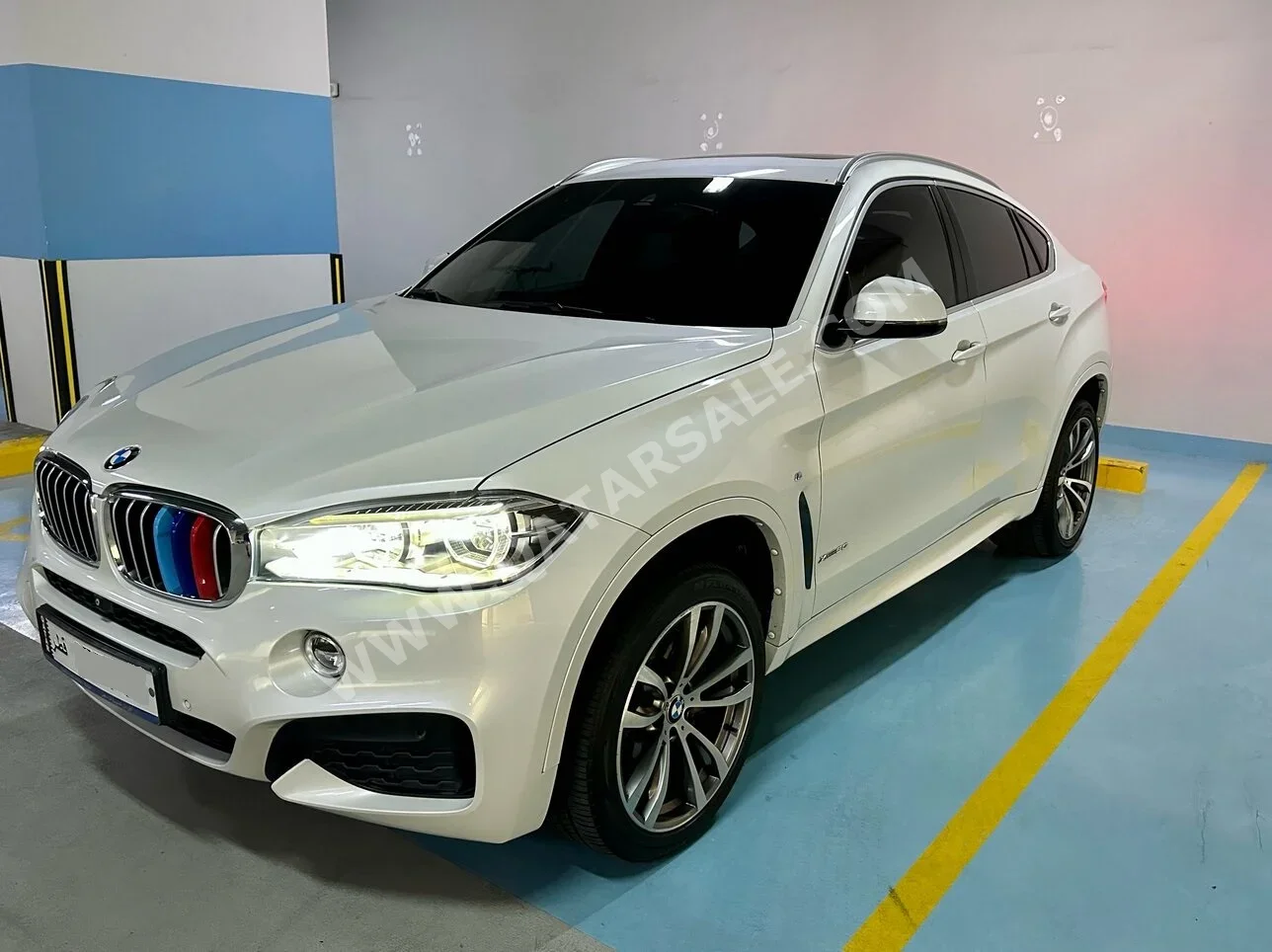 BMW X-Series X6 2015 Automatic 100,000 Km 8 Cylinder Four Wheel Drive (4WD) SUV White