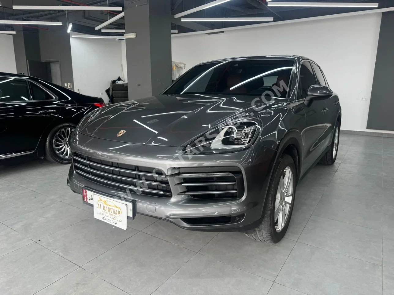 Porsche Cayenne 2019 Automatic 98,000 Km 6 Cylinder Four Wheel Drive (4WD) SUV Gray