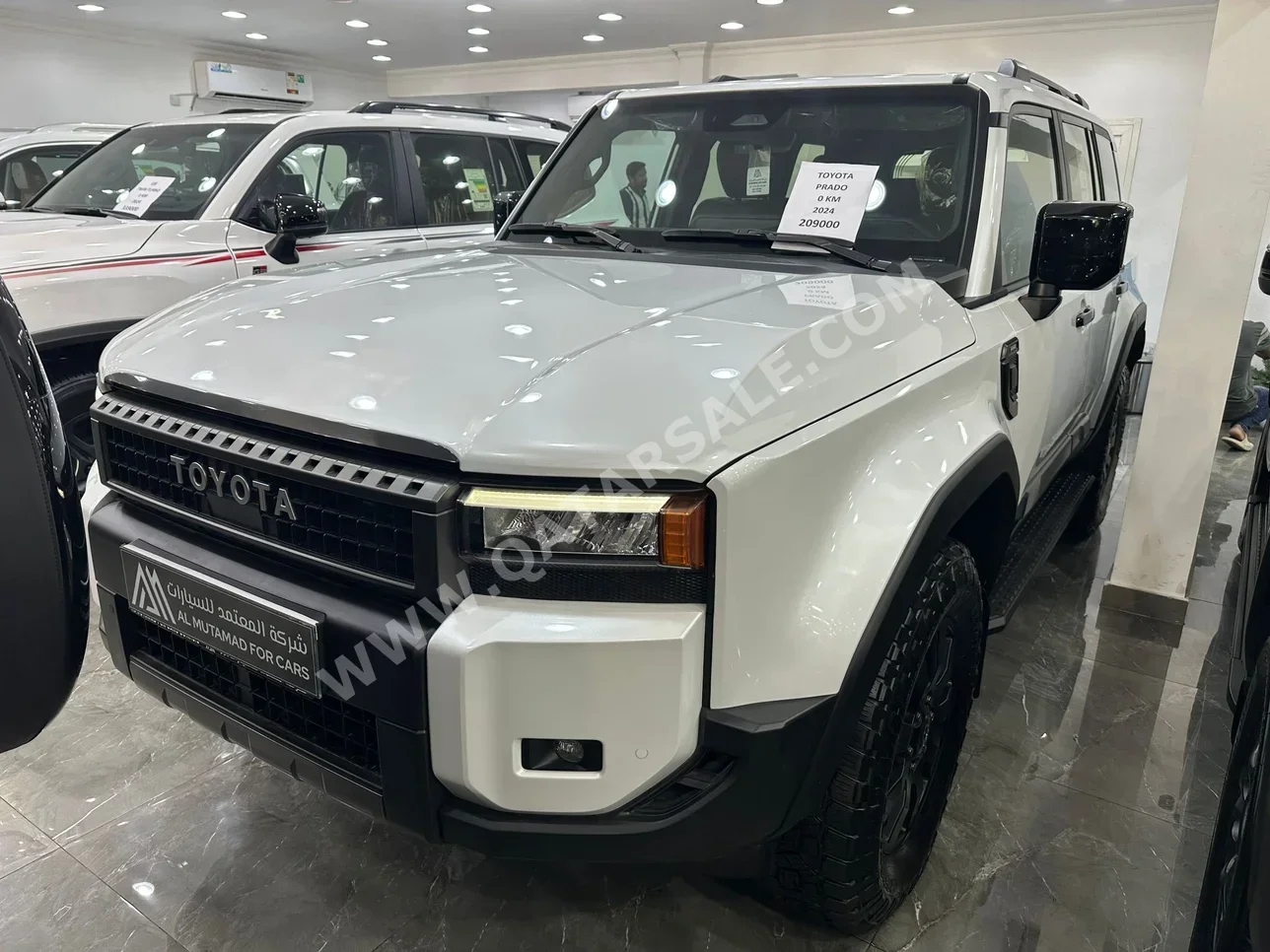 تويوتا برادو تي اكس تيربو 2024 اوتوماتيك 0 كم 4 سلندر دفع رباعي اس يو في أبيض تحت الضمان