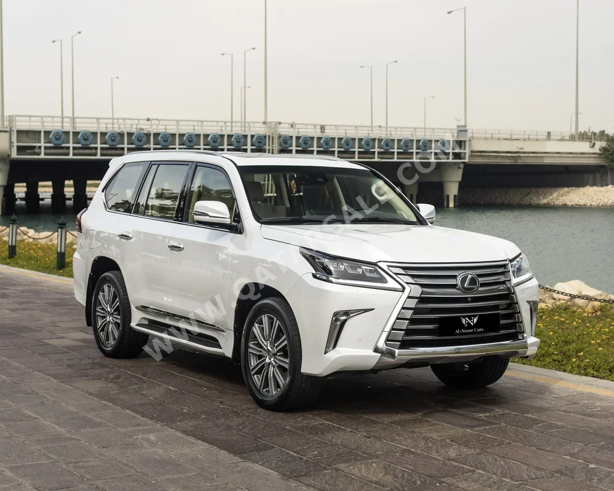 لكزس ال اكس 570 2019 اوتوماتيك 37,000 كم 8 سلندر دفع رباعي اس يو في أبيض