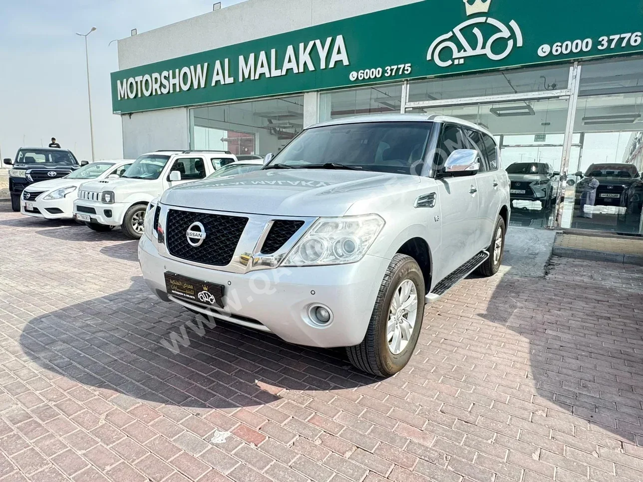Nissan Patrol SE 2012 Automatic 346,000 Km 8 Cylinder Four Wheel Drive (4WD) SUV Silver