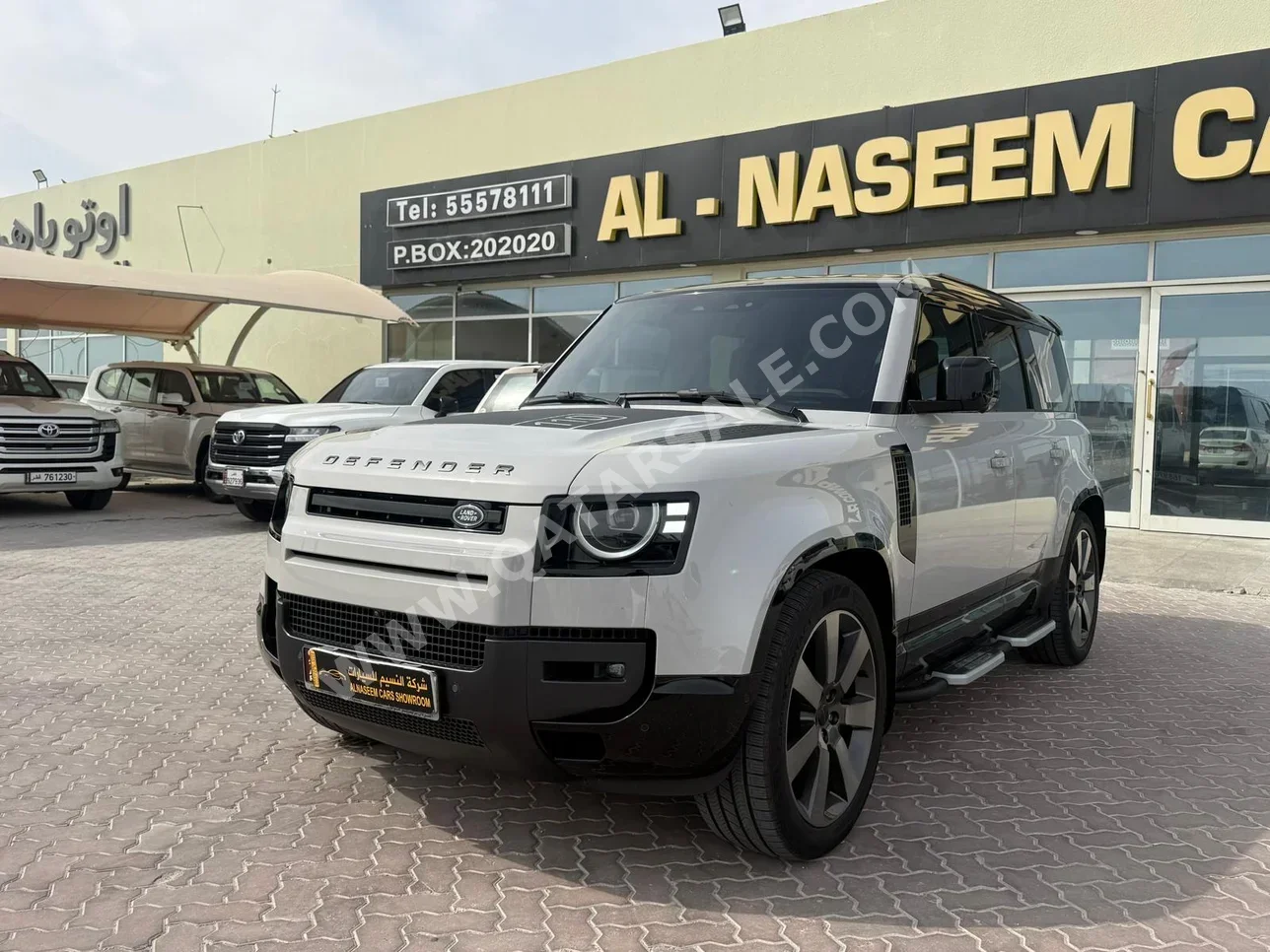 لاند روفر ديفيندر 110 اتش اس اي 2026 اوتوماتيك 3,700 كم 6 سلندر دفع رباعي اس يو في أبيض تحت الضمان