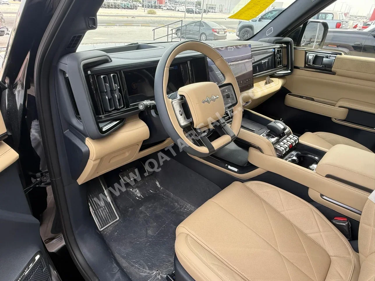 بي واي دي ليوبيرد 5 الترا 5 2025 اوتوماتيك 0 كم 4 سلندر دفع رباعي اس يو في أسود