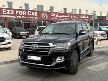 تويوتا لاند كروزر جي اكس ار - غراند تورينغ 2019 اوتوماتيك 120,000 كم 8 سلندر دفع رباعي اس يو في أسود