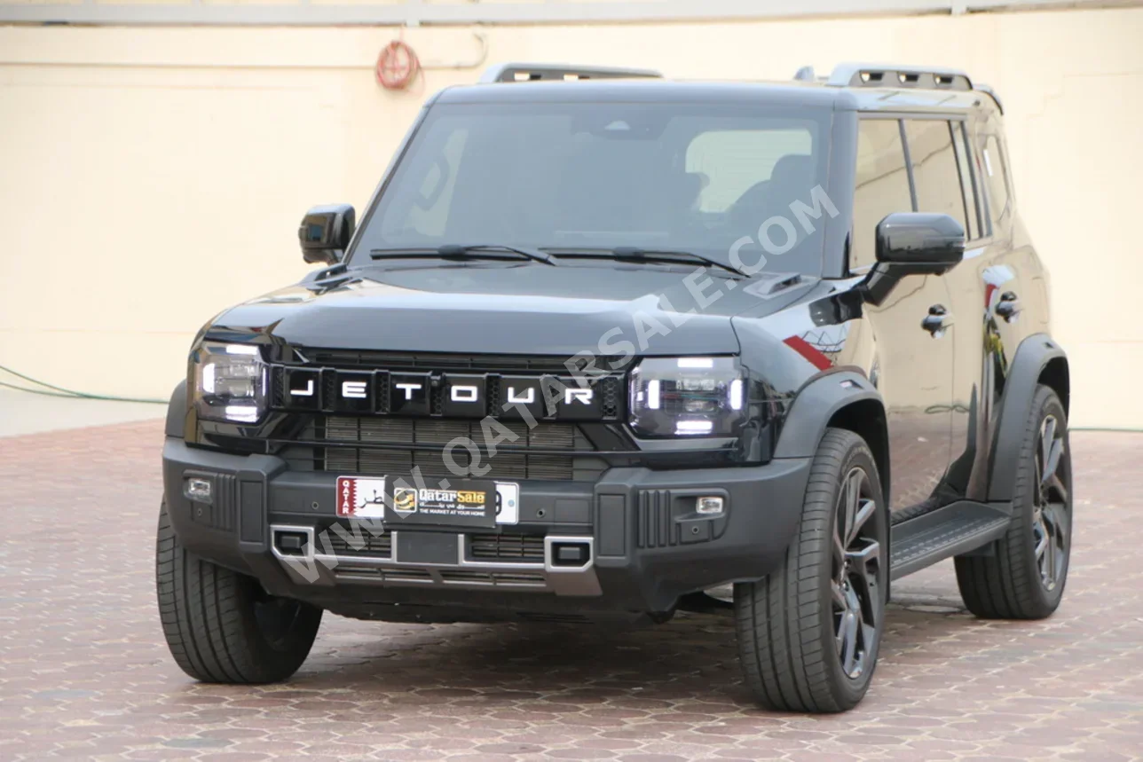 Jetour T2 2025 Automatic 24,000 Km 4 Cylinder Four Wheel Drive (4WD) SUV Black With Warranty