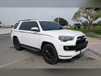 Toyota 4Runner limited 2018 Automatic 115,000 Km 6 Cylinder Four Wheel Drive (4WD) SUV White