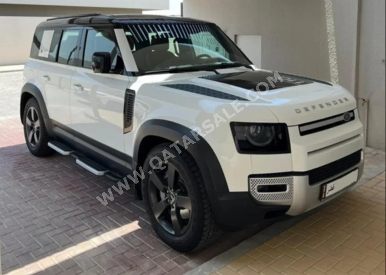 لاند روفر ديفيندر 110 اس 2023 اوتوماتيك 118,000 كم 6 سلندر دفع رباعي اس يو في أبيض تحت الضمان