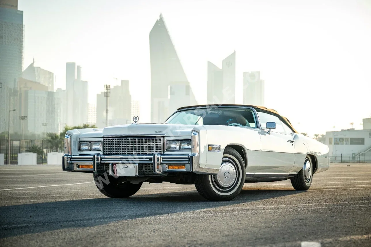 كاديلاك كلاسيك 1976 اوتوماتيك 3,865 كم 8 سلندر دفع خلفي كشف أبيض