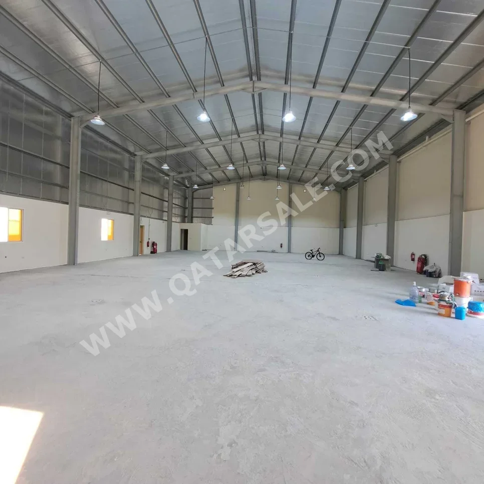 مخازن و مستودعات - الوكرة - بركة العوامر -المساحة: 2000 متر مربع