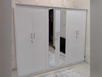 خزائن ودواليب الملابس والزينة - دوحة فيرنيتشر - خزائن - أبيض