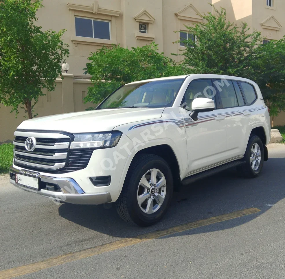 Toyota Land Cruiser GXR 2022 Automatic 152,000 Km 6 Cylinder Four Wheel Drive (4WD) SUV White