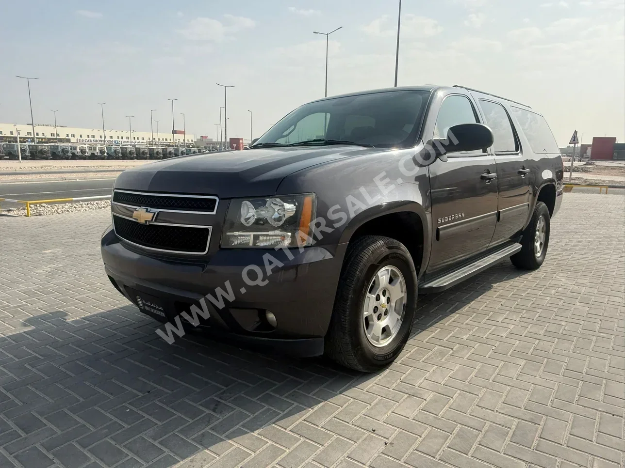 شفروليه سوبربان 2010 اوتوماتيك 316,000 كم 8 سلندر دفع رباعي بيكب رمادي
