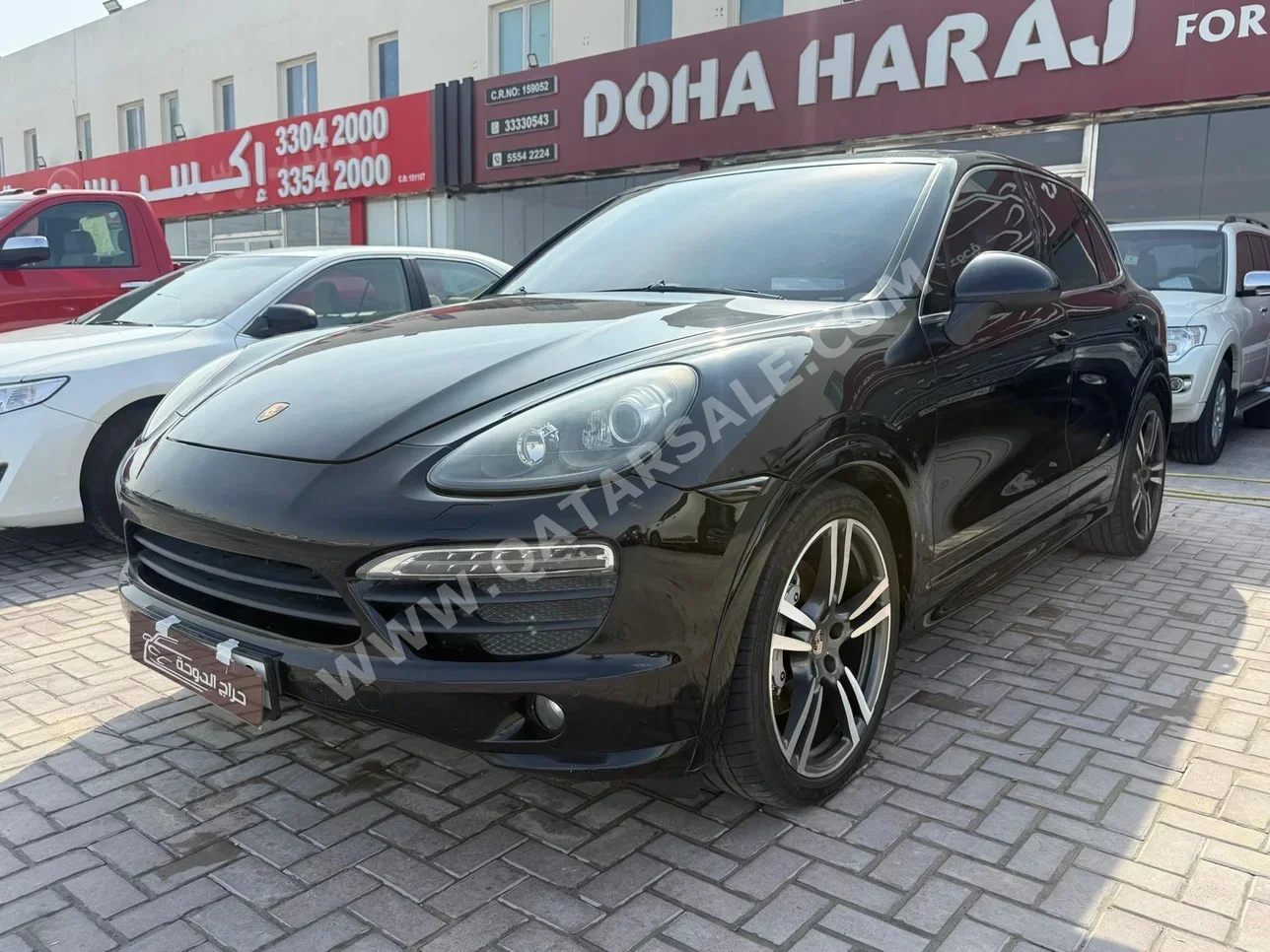 بورش كايمان اس 2012 اوتوماتيك 220,000 كم 6 سلندر دفع خلفي كوبيه \ سبورت أسود