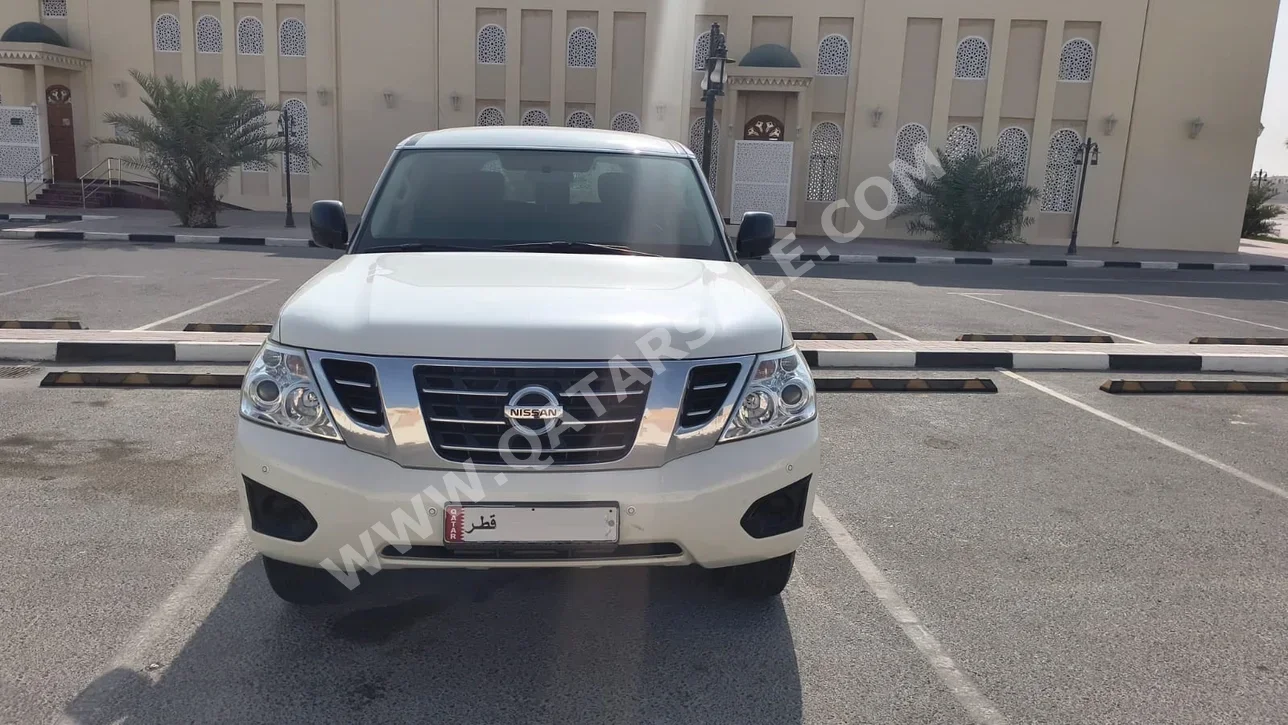 نيسان باترول أكس أي 2019 اوتوماتيك 218,666 كم 6 سلندر دفع رباعي اس يو في أبيض