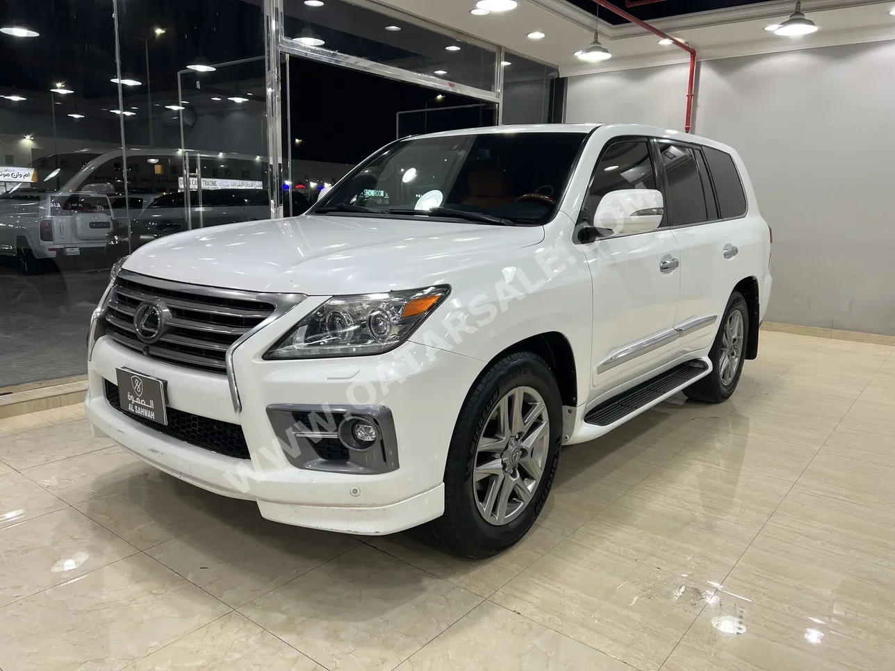 لكزس ال اس 500 2013 اوتوماتيك 385,000 كم 8 سلندر دفع رباعي اس يو في أبيض