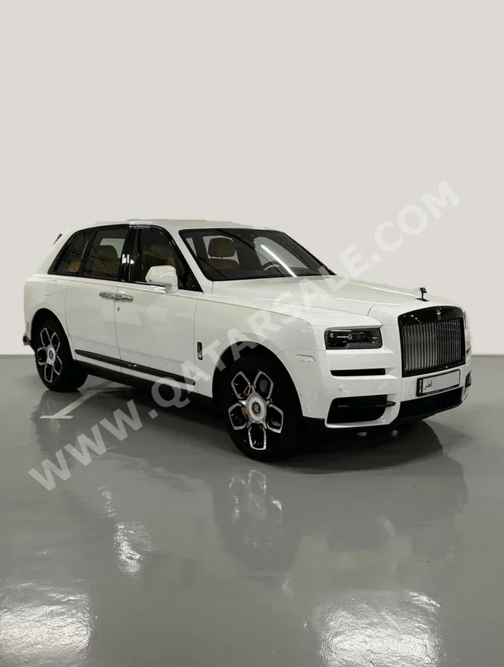 Rolls-Royce Cullinan Black Badge 2024 Automatic 18,000 Km 12 Cylinder Four Wheel Drive (4WD) SUV White With Warranty
