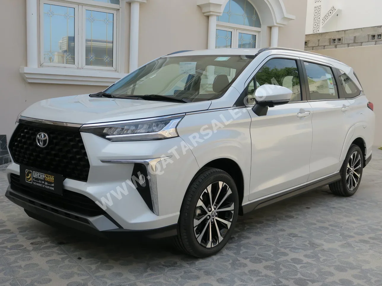 تويوتا فيلوز 2025 اوتوماتيك 0 كم 4 سلندر دفع خلفي اس يو في أبيض تحت الضمان