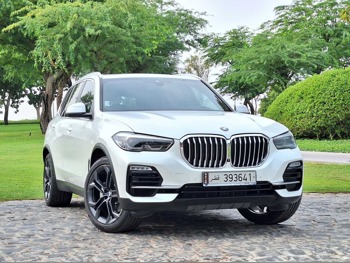 بي ام دبليو  الفئة - اكس  اكس 5 40 اي  2021  اوتوماتيك  88,000 كم  6 سلندر  دفع كلي مستمر  اس يو في  أبيض لؤلؤي  تحت الضمان