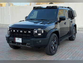 Jetour T2 Luxury 2025 Automatic 32,000 Km 4 Cylinder Four Wheel Drive (4WD) SUV Black With Warranty
