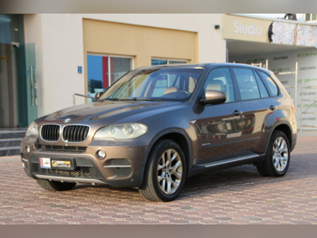 بي ام دبليو  الفئة - اكس  اكس 5  2012  اوتوماتيك  167,000 كم  6 سلندر  دفع رباعي  اس يو في  بني