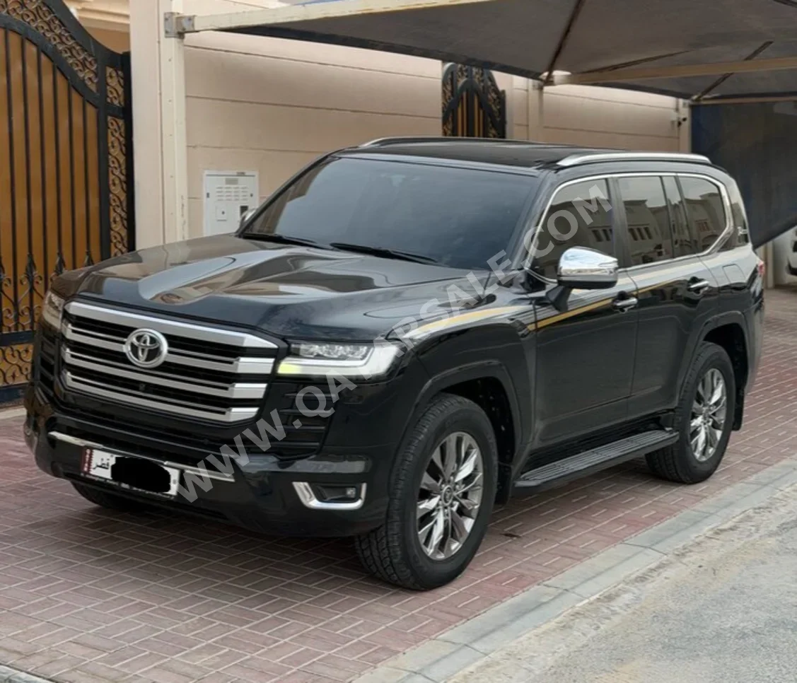 Toyota Land Cruiser VX Twin Turbo 2022 Automatic 106,000 Km 6 Cylinder Four Wheel Drive (4WD) SUV Black With Warranty