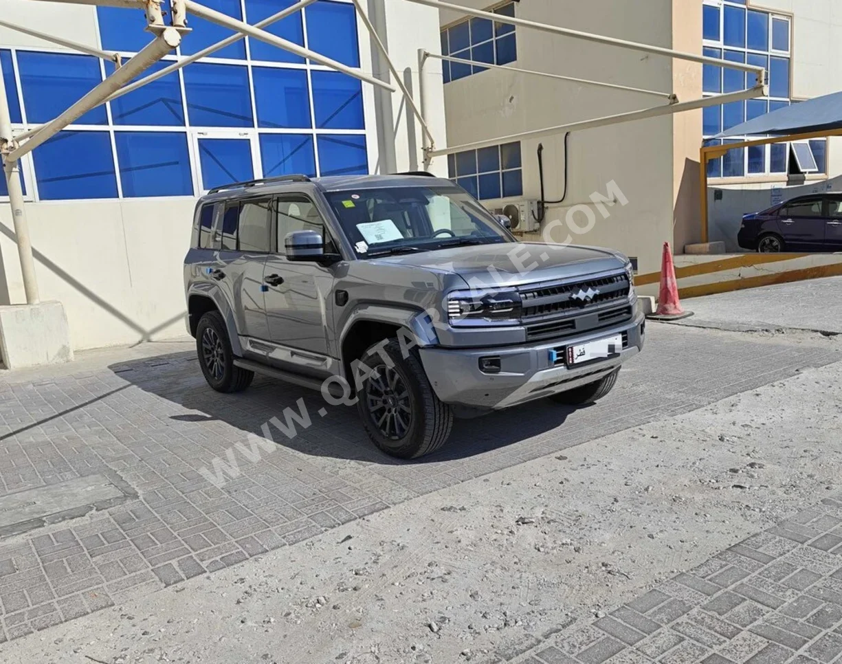 BYD Leopard 5 Ultra 5 2025 Automatic 0 Km 4 Cylinder Four Wheel Drive (4WD) SUV Gray