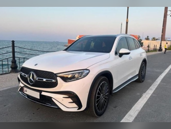 Mercedes-Benz  GLC  200  2024  Automatic  36,000 Km  4 Cylinder  Four Wheel Drive (4WD)  SUV  White  With Warranty