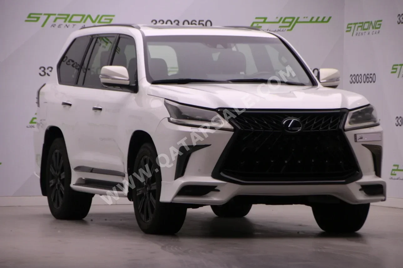 Lexus LX 570 2016 Automatic 350,000 Km 8 Cylinder Four Wheel Drive (4WD) SUV White