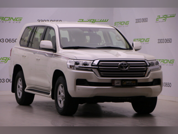 Toyota  Land Cruiser  GXR  2021  Automatic  82,000 Km  6 Cylinder  Four Wheel Drive (4WD)  SUV  White