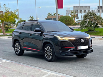 تشانجان سي اس 75 2022 اوتوماتيك 130,000 كم 4 سلندر سحب امامي اس يو في أسود