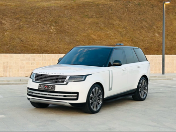 Land Rover  Range Rover Vouge  8 Cylinder  SUV 2x4  White  2024