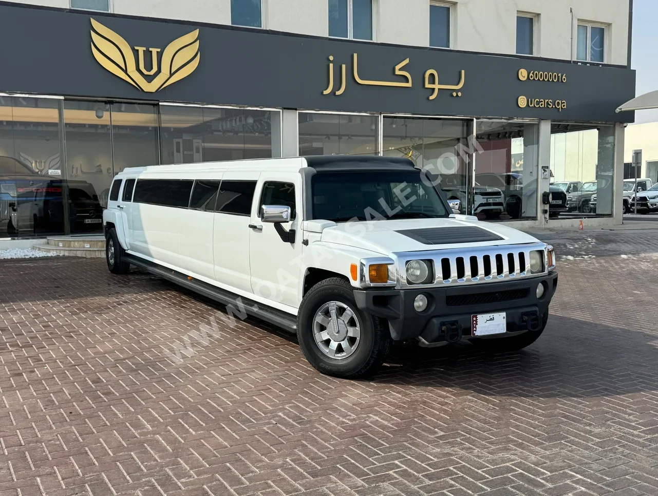 Hummer H3 V8 2010 Automatic 22,000 Km 8 Cylinder Four Wheel Drive (4WD) Limousine White