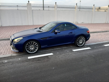 Mercedes-Benz  SLC  300  2019  Automatic  124,000 Km  4 Cylinder  Rear Wheel Drive (RWD)  Sedan  Blue