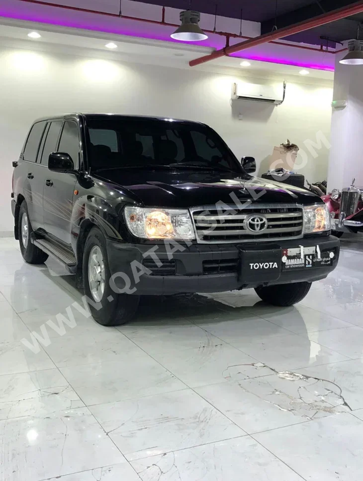 Toyota  Land Cruiser  GX  2005  Manual  163,000 Km  6 Cylinder  Four Wheel Drive (4WD)  SUV  Black