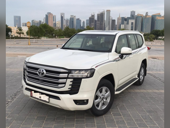 Toyota  Land Cruiser  GXR Twin Turbo  2024  Automatic  40,000 Km  6 Cylinder  Four Wheel Drive (4WD)  SUV  Pearl  With Warranty