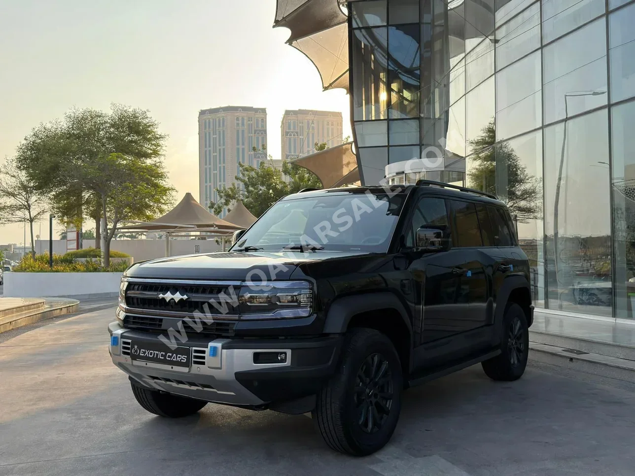 بي واي دي ليوبيرد 5 نافيقيتور 2025 اوتوماتيك 0 كم 4 سلندر دفع رباعي اس يو في أسود تحت الضمان