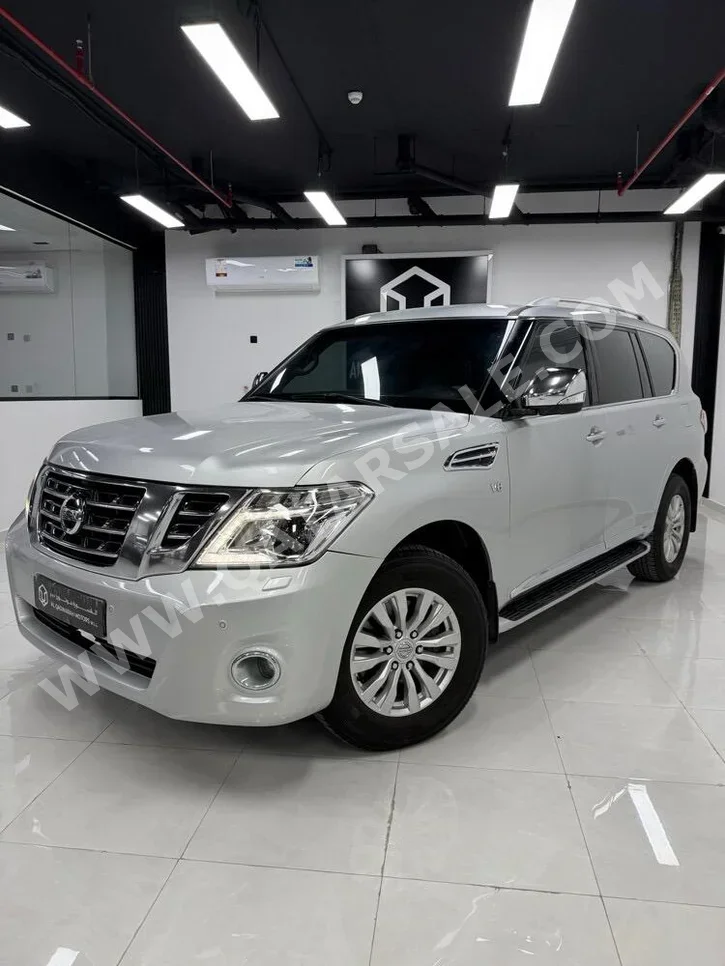 نيسان  باترول  اس اي  2015  اوتوماتيك  230,000 كم  8 سلندر  دفع رباعي  اس يو في  فضي