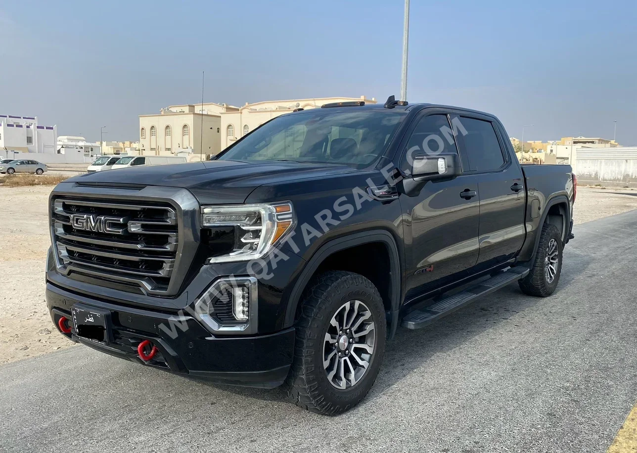 جي ام سي سييرا اي تي 4 2021 اوتوماتيك 83,000 كم 8 سلندر دفع رباعي بيكب أسود