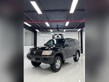 Toyota  Land Cruiser  G  2004  Automatic  27,000 Km  6 Cylinder  Four Wheel Drive (4WD)  SUV  Black