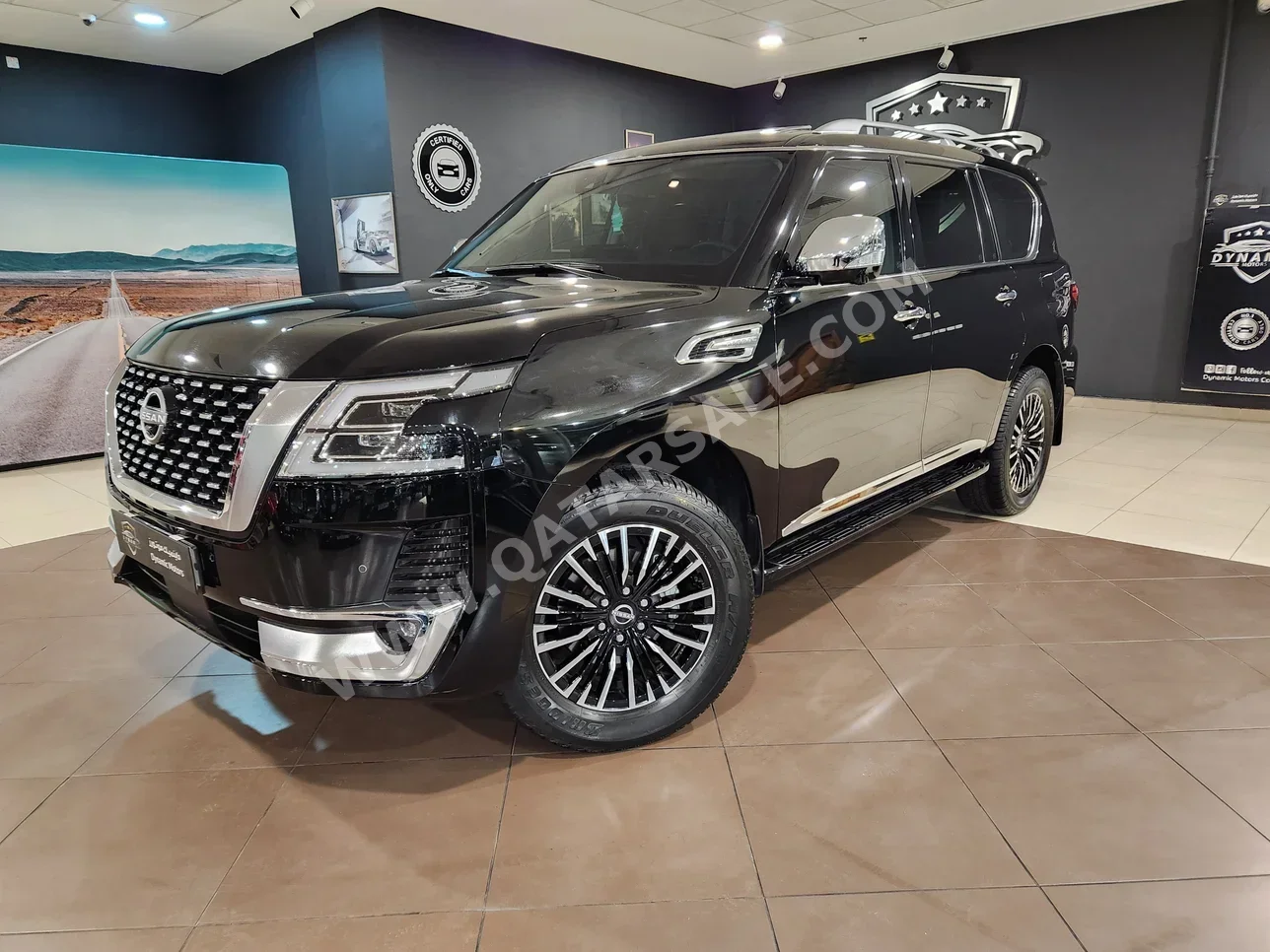 نيسان باترول بلاتنيوم 2024 اوتوماتيك 45,000 كم 8 سلندر دفع رباعي اس يو في أسود تحت الضمان