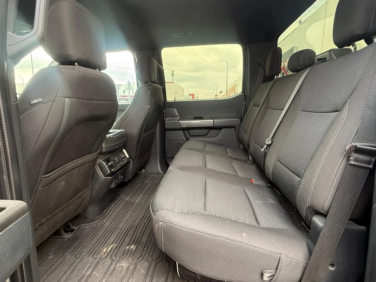 Ford  F  150  2021  Automatic  107,000 Km  6 Cylinder  Four Wheel Drive (4WD)  Pick Up  Gray