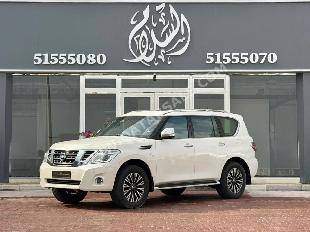 Nissan Patrol Platinum 2015 Automatic 241,000 Km 8 Cylinder Four Wheel Drive (4WD) SUV White