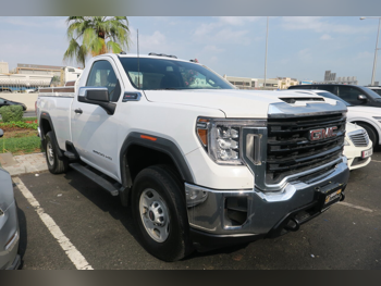 GMC  Sierra  2500 HD  2022  Automatic  216,000 Km  8 Cylinder  Four Wheel Drive (4WD)  Pick Up  White