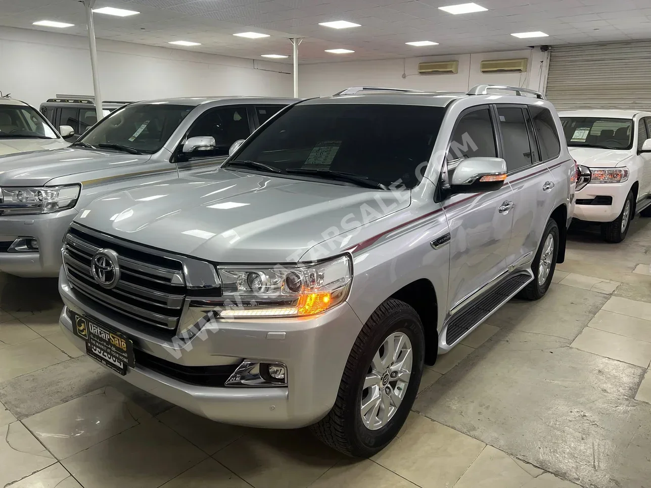 Toyota Land Cruiser GXR 2021 Automatic 31,000 Km 8 Cylinder Four Wheel Drive (4WD) SUV Silver