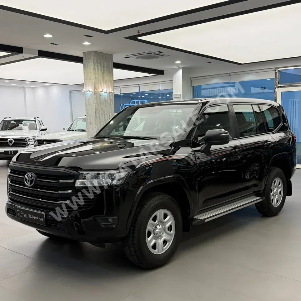 Toyota Land Cruiser GXR Twin Turbo 2022 Automatic 161,000 Km 6 Cylinder Four Wheel Drive (4WD) SUV Black