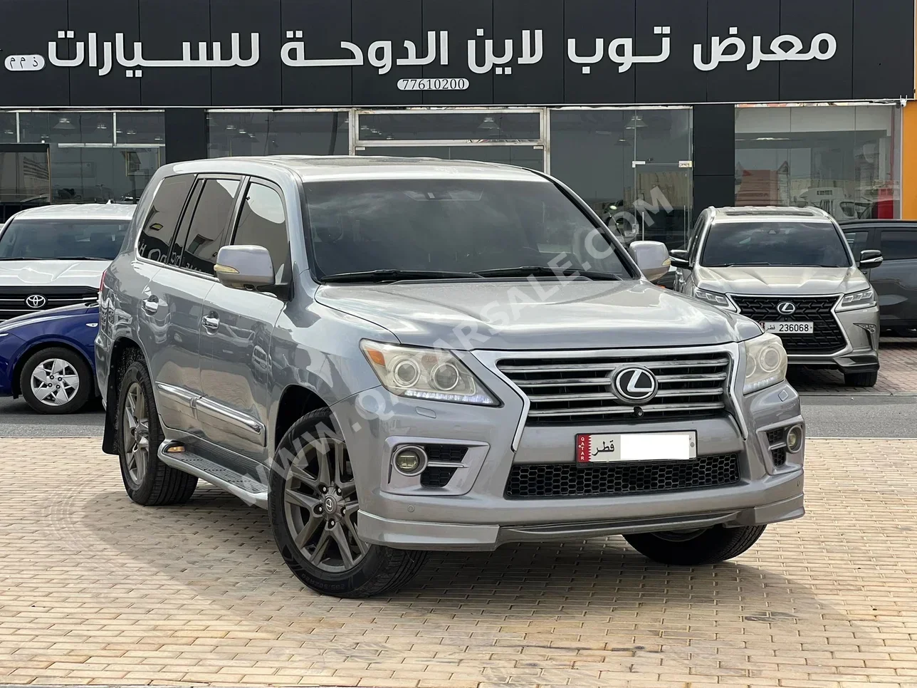 Lexus LX 570 2010 Automatic 317,000 Km 8 Cylinder Four Wheel Drive (4WD) SUV Gray