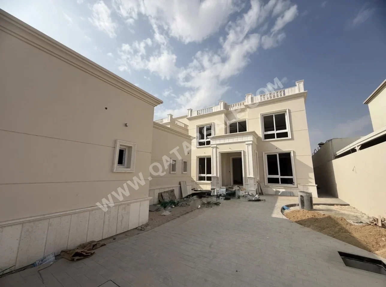 Family Residential - Not Furnished - Al Daayen - Al Sakhama - 8 Bedrooms